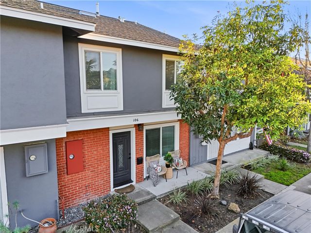 106 Lexington, Costa Mesa, CA 92626