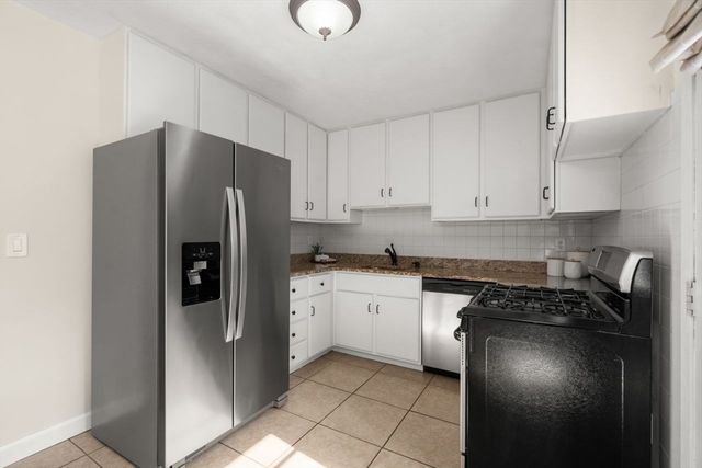 85 Tower Street, Hudson, MA 01749