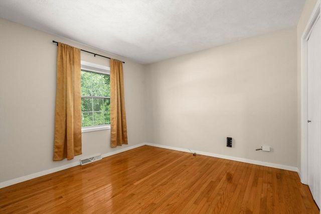 85 Tower Street, Hudson, MA 01749