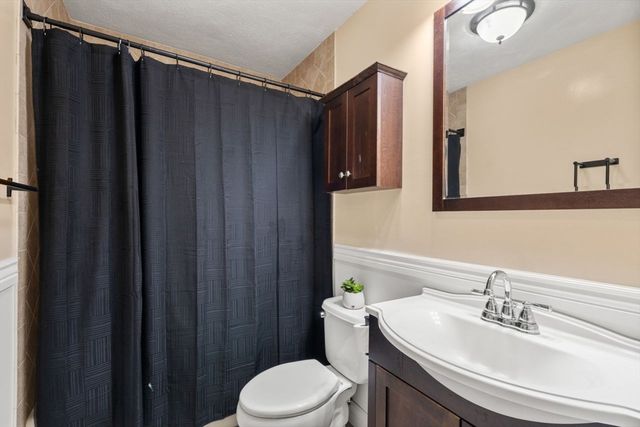 85 Tower Street, Hudson, MA 01749