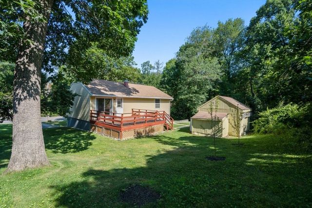 85 Tower Street, Hudson, MA 01749