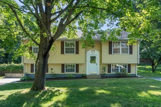 85 Tower Street, Hudson, MA 01749