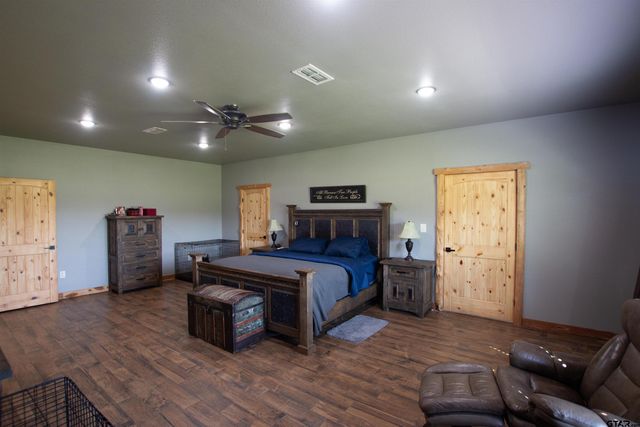 313 CR 4617, Troup, TX 75789