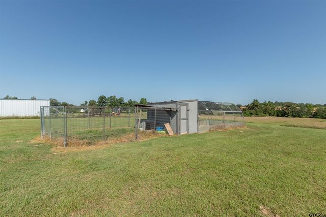 313 CR 4617, Troup, TX 75789