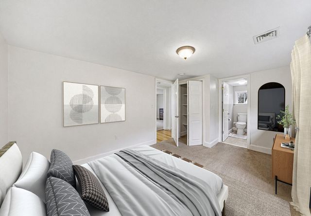 39 Brook St, Mansfield, MA 02048