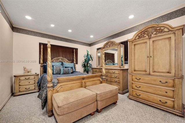 11300 NW 62nd Ave, Hialeah, FL 33012