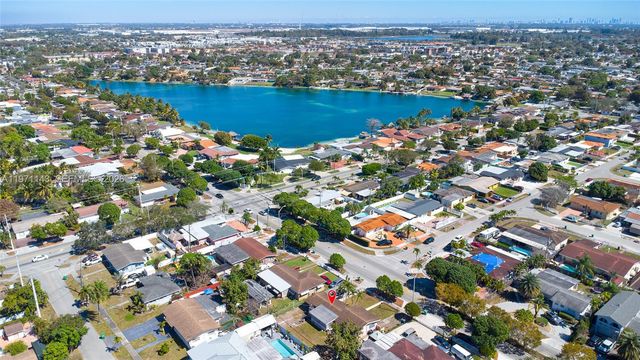 11300 NW 62nd Ave, Hialeah, FL 33012