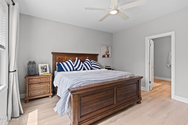 831 Treasure Cove Lane SW, Supply, NC 28462