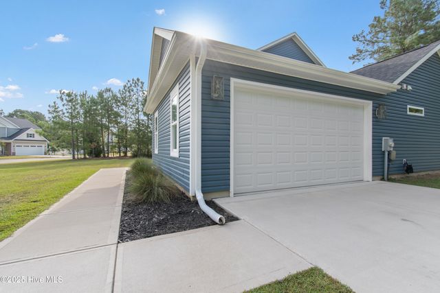 831 Treasure Cove Lane SW, Supply, NC 28462