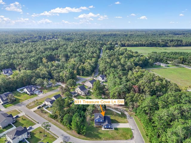 831 Treasure Cove Lane SW, Supply, NC 28462