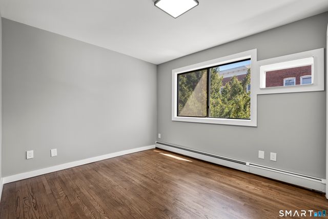 105 Richmond Hill Avenue 2, Stamford, CT 06902