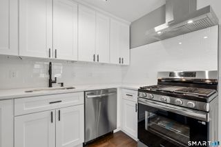 105 Richmond Hill Avenue 2, Stamford, CT 06902