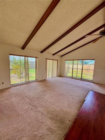 7314 WOODHALL COURT, Tampa, FL 33634