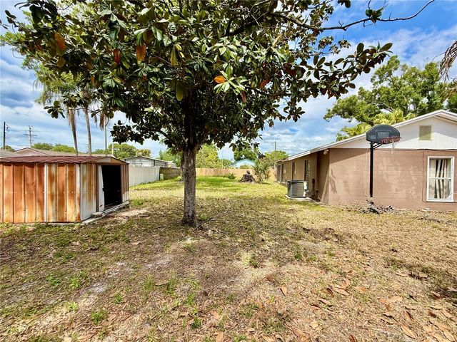 7314 WOODHALL COURT, Tampa, FL 33634