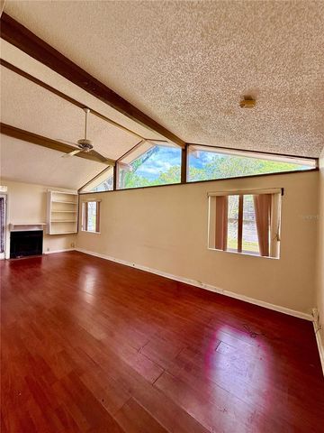 7314 WOODHALL COURT, Tampa, FL 33634