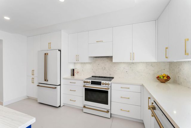 2000 S Ocean Boulevard 17g, Boca Raton, FL 33432