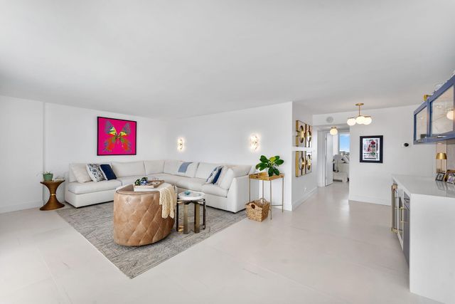 2000 S Ocean Boulevard 17g, Boca Raton, FL 33432