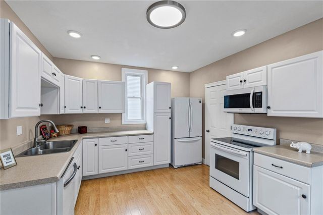 155 Cottage Street, Rochester, NY 14608