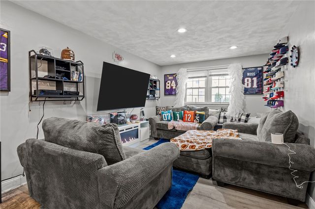 71 Garfield Street, North Providence, RI 02904