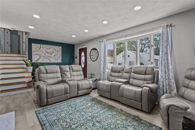 71 Garfield Street, North Providence, RI 02904