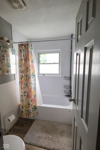 2322 Aspen Court, Anderson, IN 46011