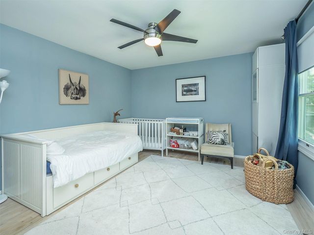 135 Old Meeting House Road, Westhampton Beach, NY 11978