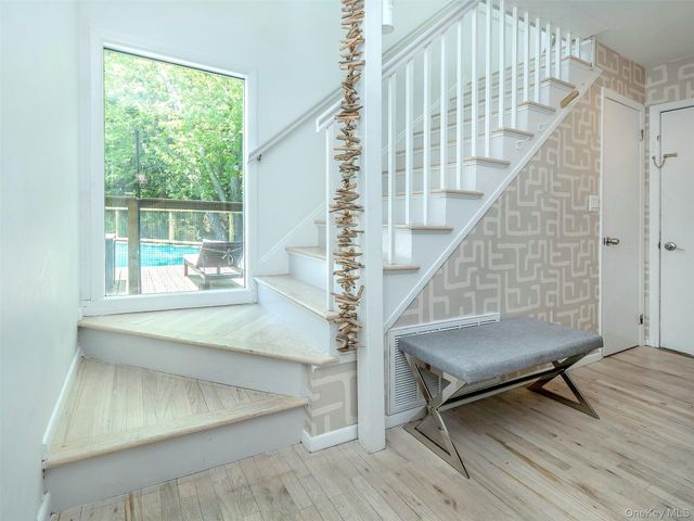 135 Old Meeting House Road, Westhampton Beach, NY 11978