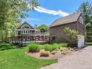 135 Old Meeting House Road, Westhampton Beach, NY 11978