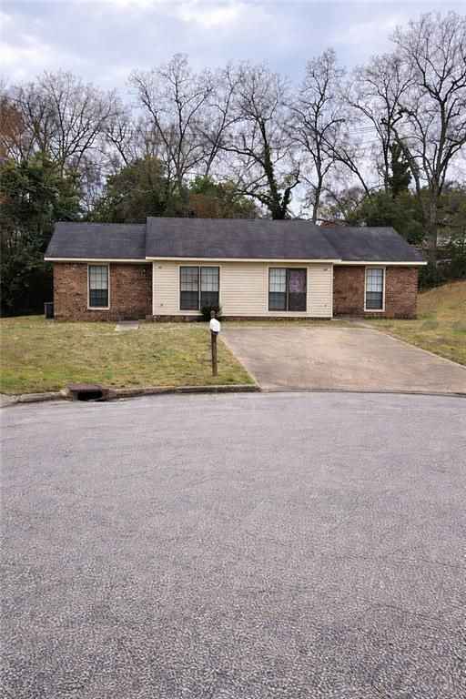 808 Shanna Court, Phenix City, AL 36867