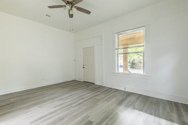 1603 West Avenue, Waco, TX 76707