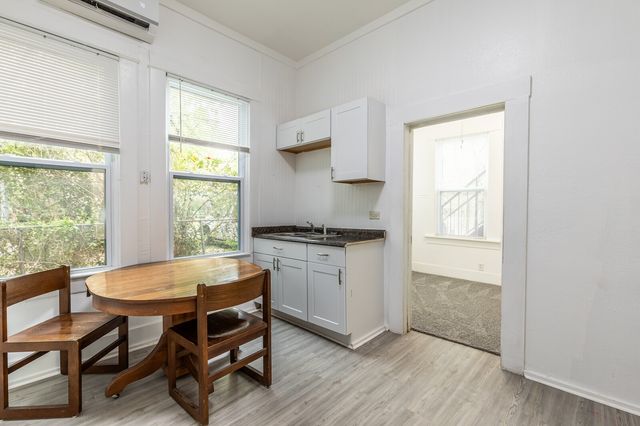 1603 West Avenue, Waco, TX 76707