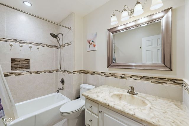 7130 Wynter Way, Indianapolis, IN 46250