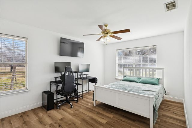 135 County Road 4929, Newark, TX 76071