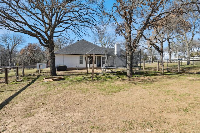 135 County Road 4929, Newark, TX 76071