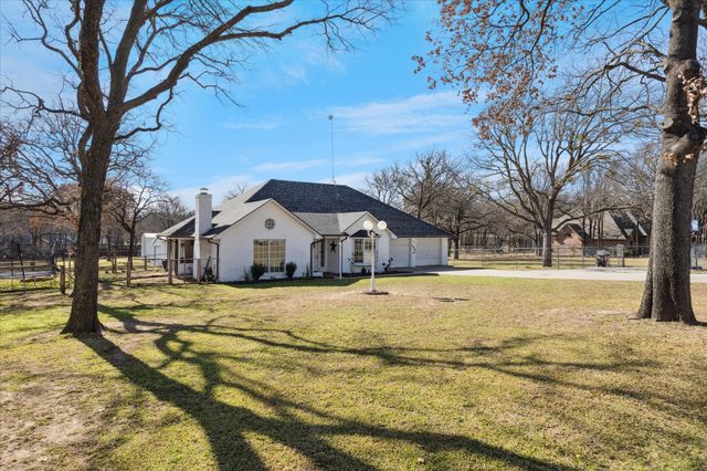 135 County Road 4929, Newark, TX 76071