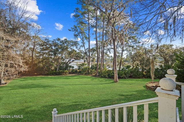 109 Five Oaks Circle, Beaufort, SC 29902