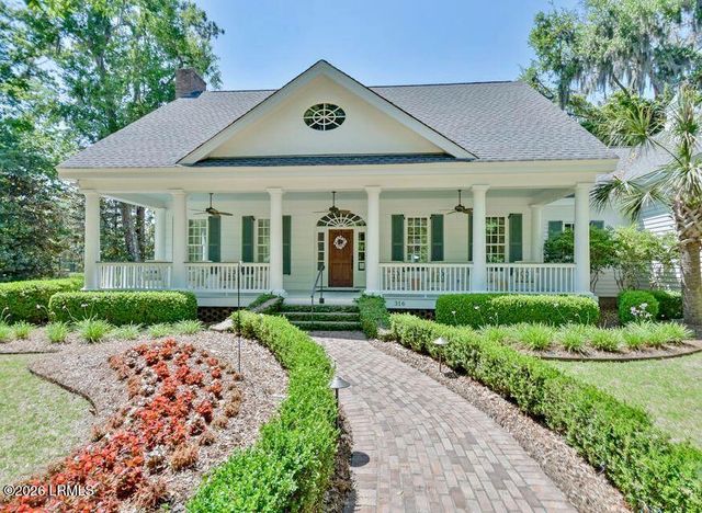 109 Five Oaks Circle, Beaufort, SC 29902