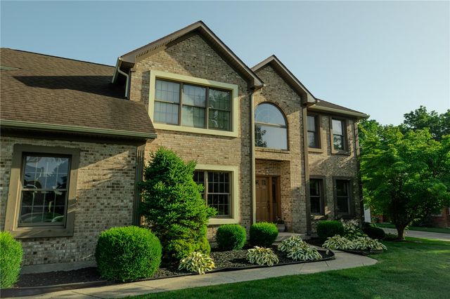 2444 Luray Drive, Troy, OH 45373