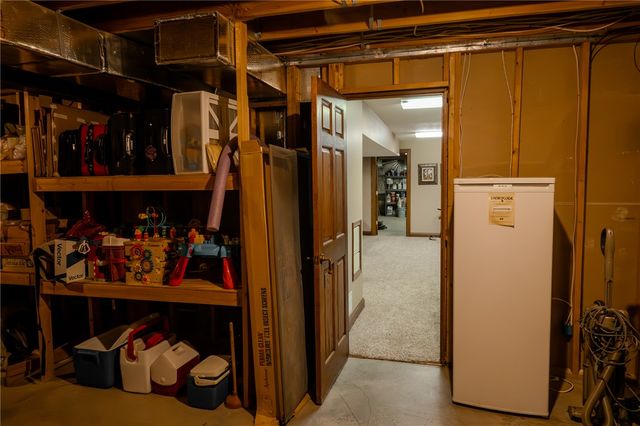2444 Luray Drive, Troy, OH 45373