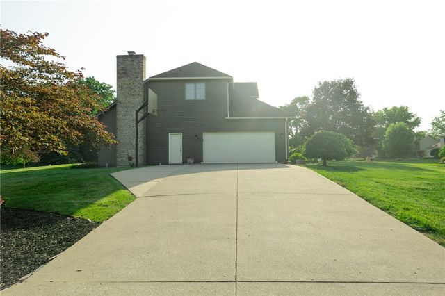 2444 Luray Drive, Troy, OH 45373