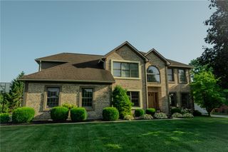 2444 Luray Drive, Troy, OH 45373