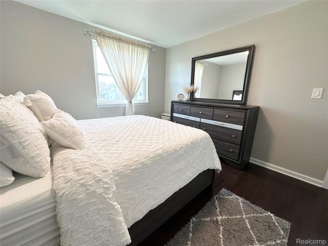 4581 Benjamin Drive, Sterling Heights, MI 48310