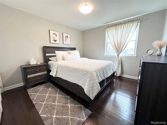 4581 Benjamin Drive, Sterling Heights, MI 48310