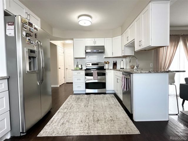 4581 Benjamin Drive, Sterling Heights, MI 48310