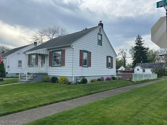 1061 Bell Avenue, Elyria, OH 44035