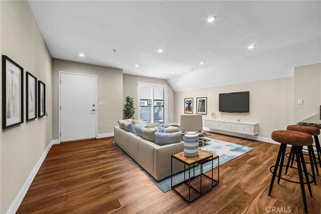 317 E Del Mar 1, Pasadena, CA 91101