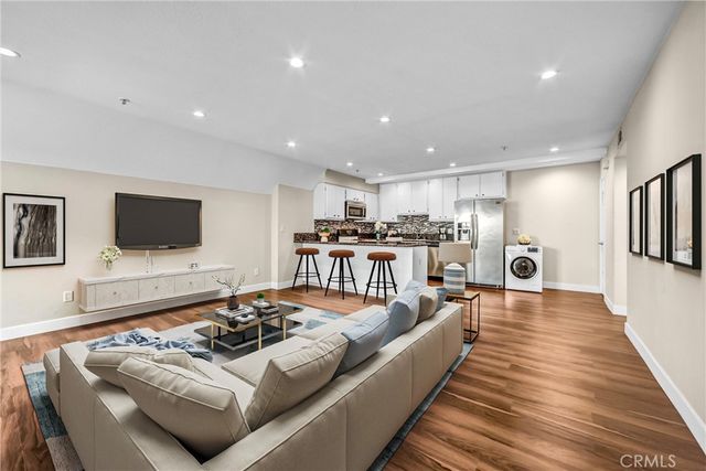 317 E Del Mar 1, Pasadena, CA 91101