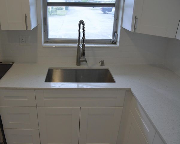 2531 W Barkley Drive W D, West Palm Beach, FL 33415