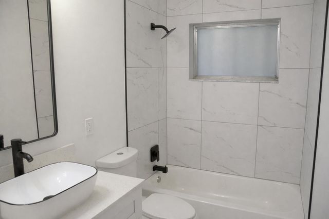 2531 W Barkley Drive W D, West Palm Beach, FL 33415