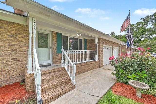 205 Janice Street, Goose Creek, SC 29445